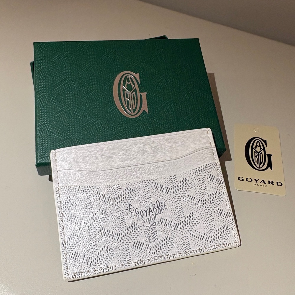 - 1 of 1 White Goyard Cardholder SAME DAY SHIPPING PERFECT GIFT